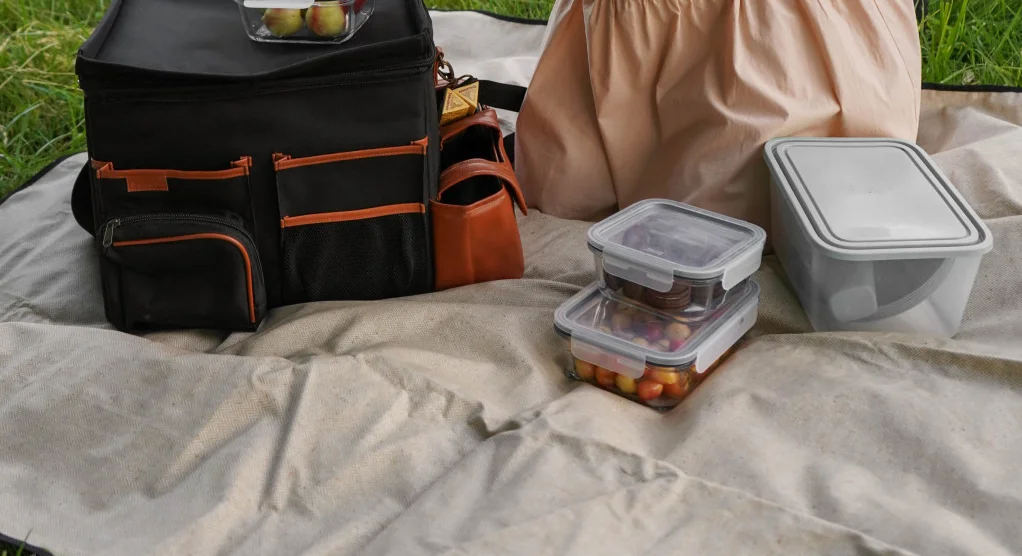 foldable beach blanket